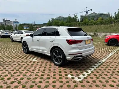 Audi Q3 2022, 43000 км, за 25784.94 USD