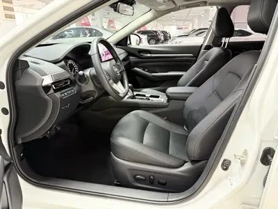 Nissan Teana 2024, 25000 км, за 15126.25 USD - фото 9