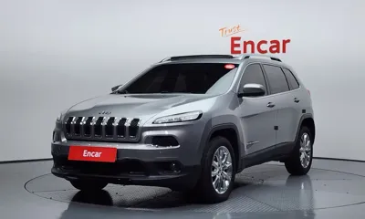 Jeep Cherokee · 2017 год