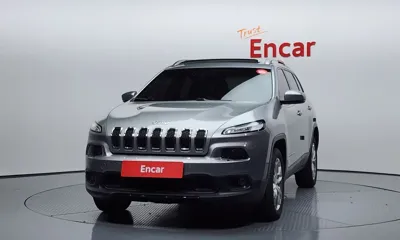 Jeep Cherokee 2017, 101567 км, за 5846.03 USD