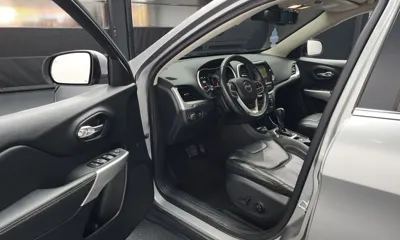 Jeep Cherokee 2017, 101567 км, за 5846.03 USD - фото 10