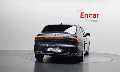 Hyundai Grandeur 2023, 31919 км, за 19469.94 USD