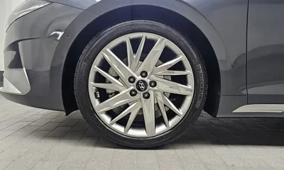 Hyundai Grandeur 2023, 31919 км, за 19469.94 USD