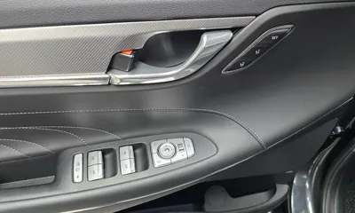 Hyundai Grandeur 2023, 31919 км, за 19450.97 USD - фото 27