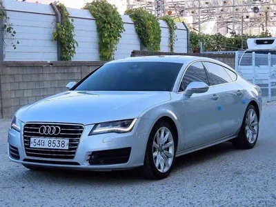 Audi A7 · 2012 год