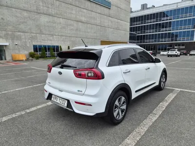 Kia Niro 2018, 123162 км, за 7271.29 USD