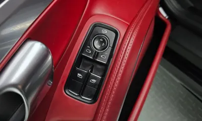 Porsche 718 2019, 80587 км, за 37088.09 USD - фото 19