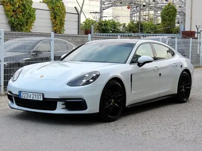 Porsche Panamera 2018, 99808 км, за 37000.33 USD