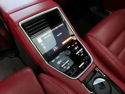 Porsche Panamera 2018, 99808 км, за 37000.33 USD - фото 15