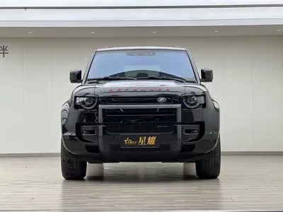 Land Rover Defender 2022, 38000 км, за 69863.12 USD
