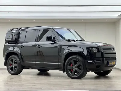 Land Rover Defender 2022, 38000 км, за 69863.12 USD
