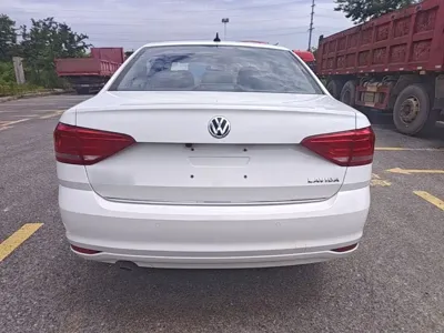 Volkswagen Lavida 2017, 124700 км, за 4891.59 USD