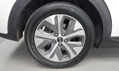 Kia Niro 2019, 169719 км, за 10394.59 USD