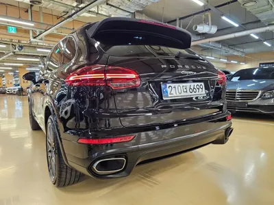 Porsche Cayenne 2017, 116742 км, за 21972.3 USD - фото 2