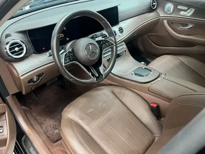 Mercedes-Benz E-Class 2020, 40000 км, за 29575.65 USD