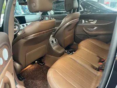 Mercedes-Benz E-Class 2020, 40000 км, за 29575.65 USD