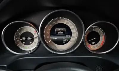 Mercedes-Benz E-Class 2015, 89434 км, за 8787.58 USD - фото 8
