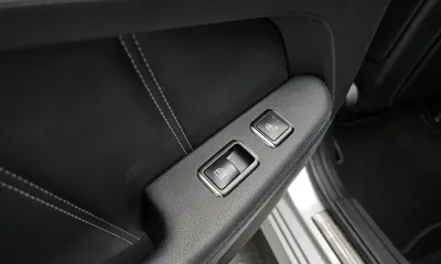 Mercedes-Benz E-Class 2015, 89434 км, за 8787.58 USD - фото 19