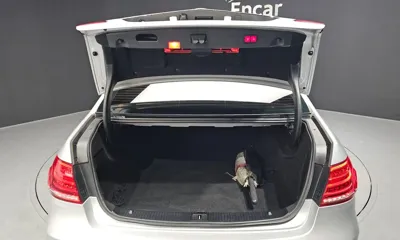 Mercedes-Benz E-Class 2015, 89434 км, за 8787.58 USD - фото 20