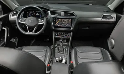 Volkswagen Tiguan 2023, 8461 км, за 22252.86 USD - фото 7