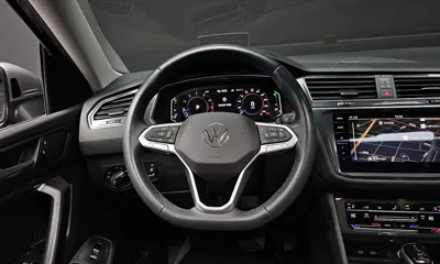 Volkswagen Tiguan 2023, 8461 км, за 22252.86 USD - фото 13