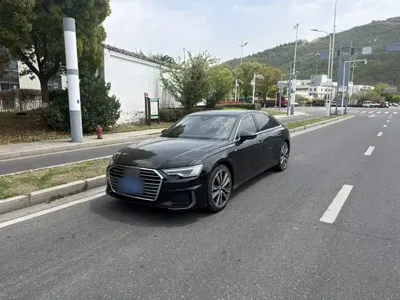 Audi A6L · 2021 год