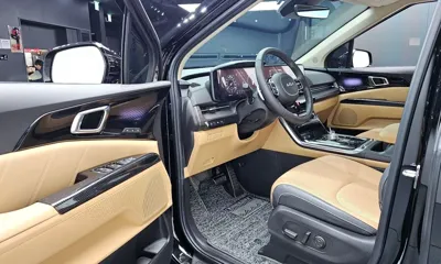 Kia Canival 2023, 23131 км, за 19869.72 USD - фото 10