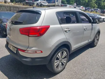 Kia Sportage 2014, 240000 км, за 3019.56 USD