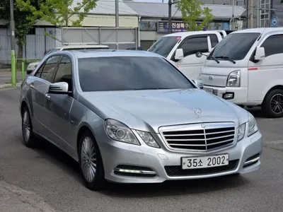 Mercedes-Benz E-Class 2011, 115500 км, за 3896.7 USD