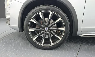 Volvo V60 2016, 101812 км, за 8543.81 USD