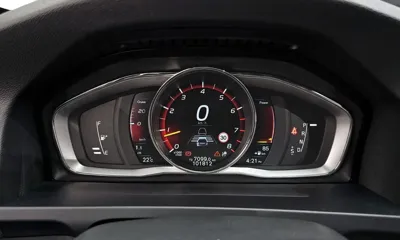 Volvo V60 2016, 101812 км, за 8543.81 USD - фото 8