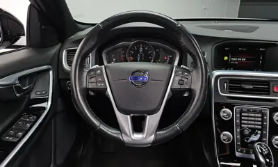 Volvo V60 2016, 101812 км, за 8543.81 USD - фото 13