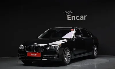 BMW 7-Series · 2014 год