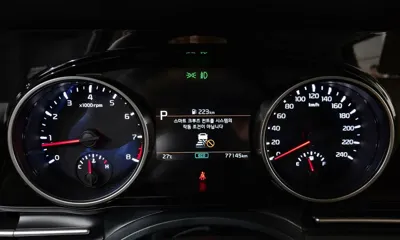Kia Canival 2023, 77145 км, за 16195.15 USD - фото 8