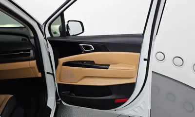 Kia Canival 2023, 77145 км, за 16195.15 USD - фото 25