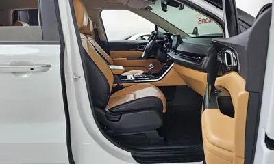 Kia Canival 2023, 77145 км, за 16195.15 USD - фото 26