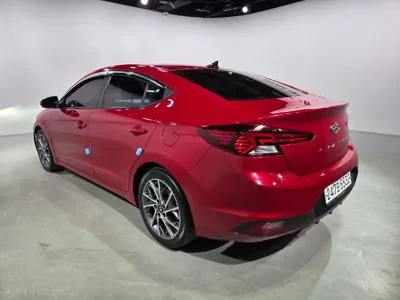 Hyundai Avante 2019, 34898 км, за 8001.57 USD