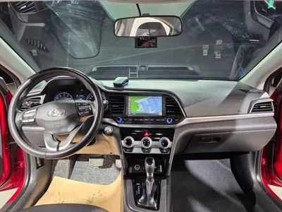 Hyundai Avante 2019, 34898 км, за 8001.57 USD