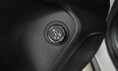 ChevroletGMDaewoo Trailblazer 2022, 61804 км, за 16213.73 USD - фото 30