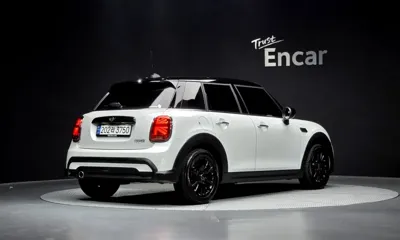 MINI Cooper 2024, 6437 км, за 19500.28 USD
