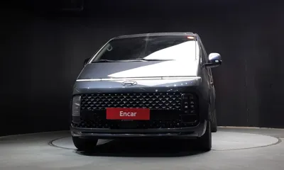 Hyundai Staria 2023, 67243 км, за 20746.61 USD