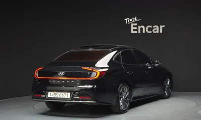 Hyundai Sonata 2020, 109304 км, за 10906.94 USD