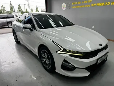 Kia K5 · 2020 год