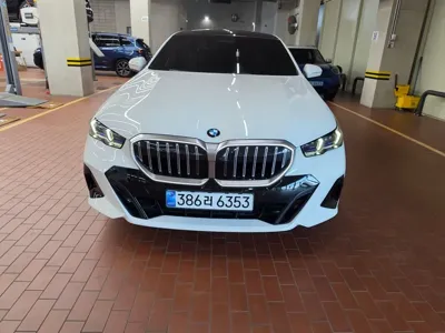 BMW 5-Series 2026, 4099 км, за 41959.44 USD
