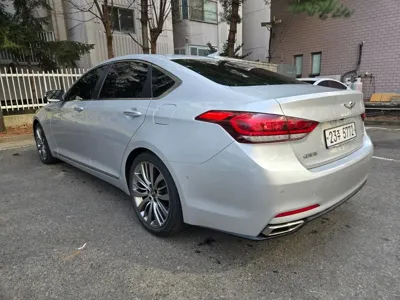 Hyundai Genesis 2014, 145000 км, за 5616.12 USD - фото 6