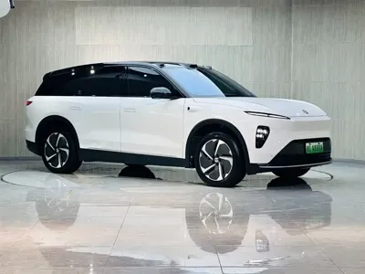Nio ES8 2023, 8800 км, за 38080.49 USD