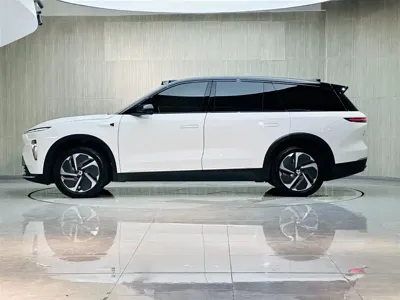Nio ES8 2023, 8800 км, за 38080.49 USD