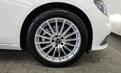 Mercedes-Benz E-Class 2021, 46497 км, за 19755.53 USD