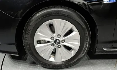 Hyundai Sonata 2018, 152039 км, за 6342.91 USD