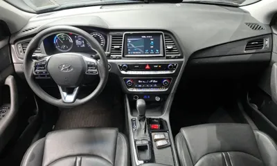 Hyundai Sonata 2018, 152039 км, за 6342.91 USD - фото 7